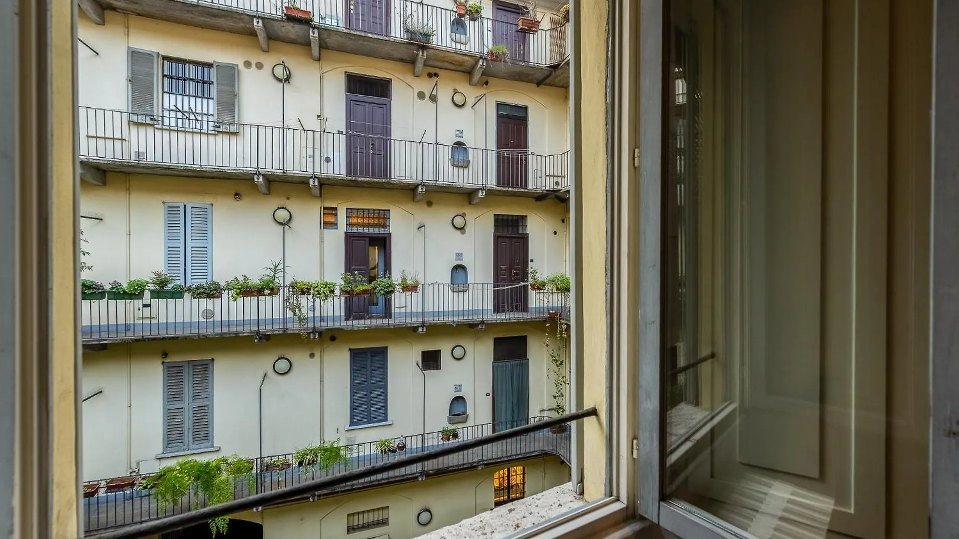 Petite Maison - Milano Navigli By Innstay 0*, Milan Italy